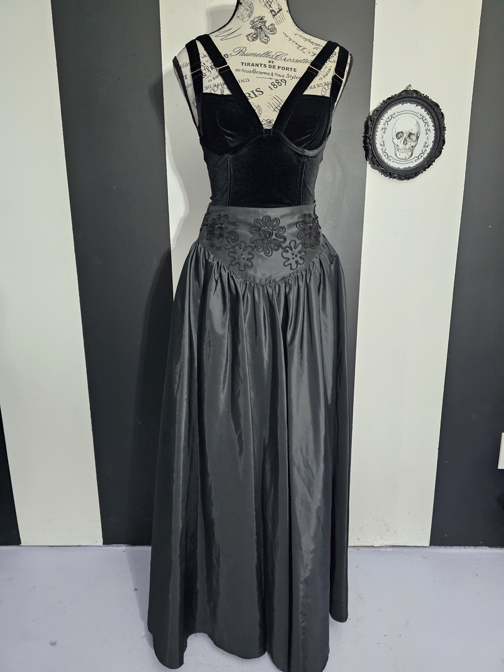 70's Black Maxi Skirt with Embroidered Waist